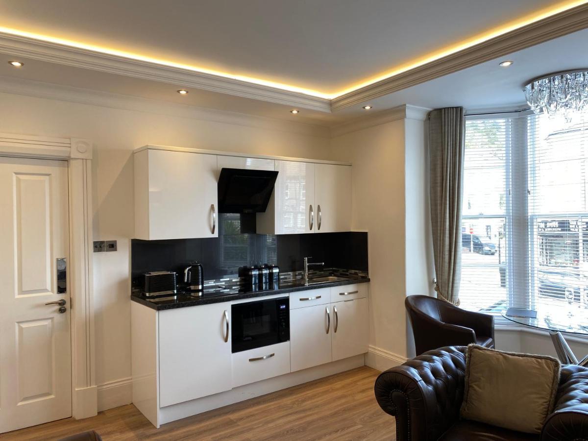The Maureen Suite Llandudno Exterior photo